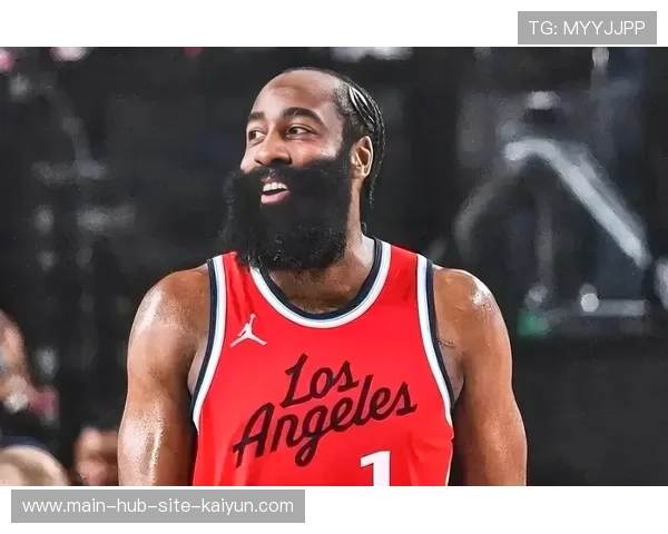 哈登加盟骑士与米切尔轮换,后场火力升级优化进攻。 哈登加盟骑士与米切尔轮换,后场火力升级优化进攻。